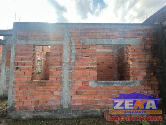 Terreno à Venda com Casa em Alvenaria em Construção - Bairro São José - Esteio